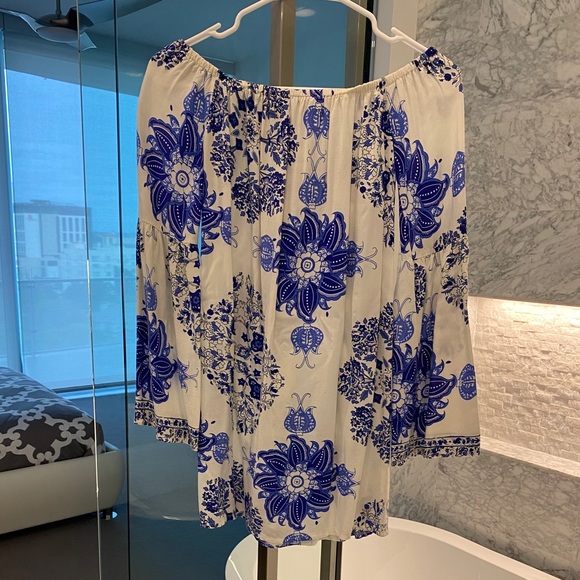 Floral Blouse - Picture 2 of 4